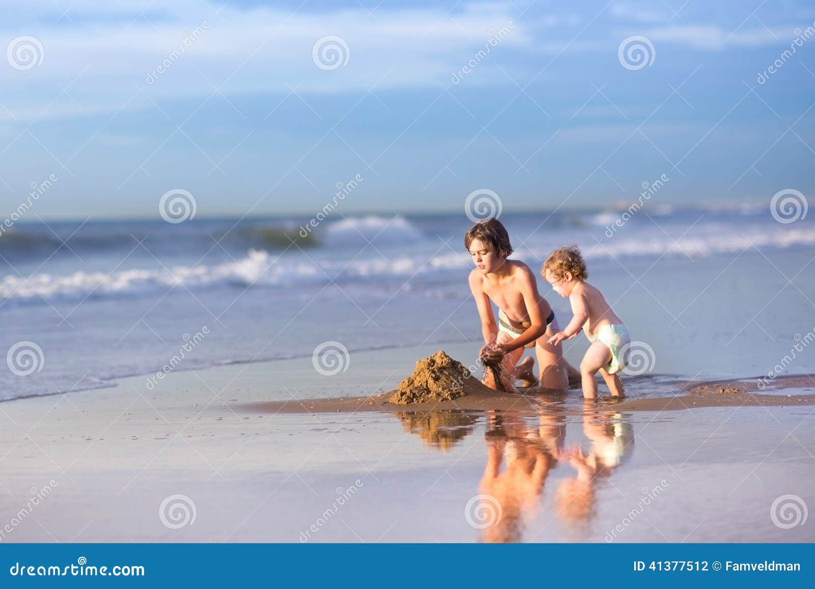 dana chanley add brother sister nude beach photo