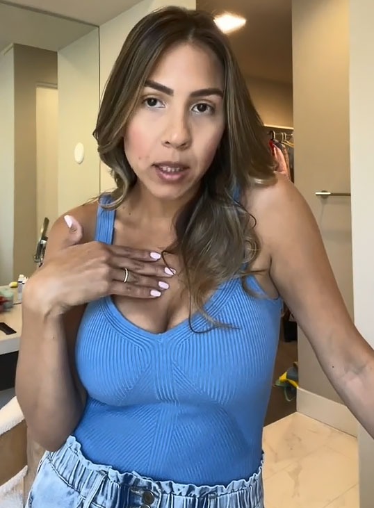 anamika ranawat share busty latina tits photos