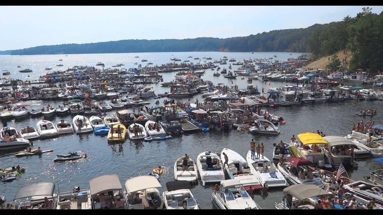 danielle gable recommends hardy dam hot boat weekend pic
