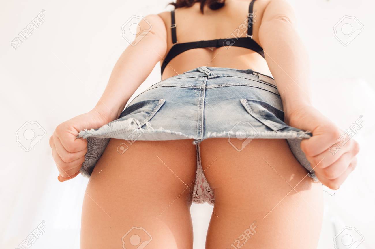 diana ha recommends Short Skirt Butt Cheeks