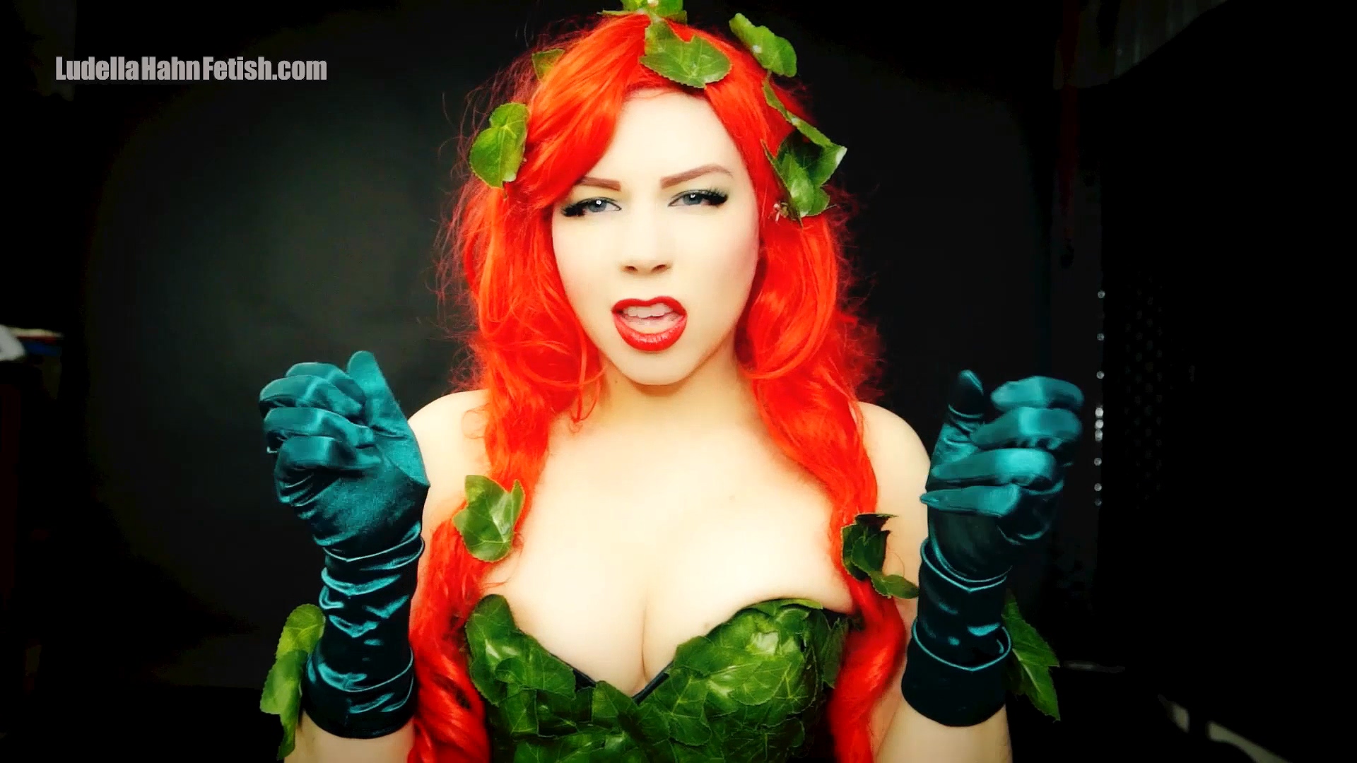 angel fathun recommends ludella hahn poison ivy pic