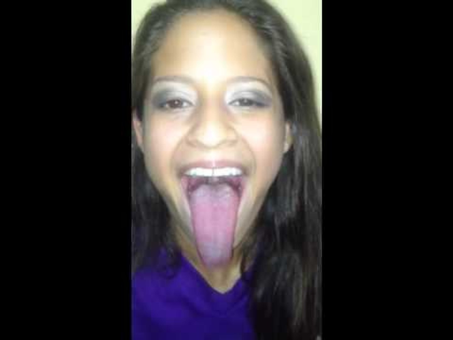 beaner bean recommends chick with long tongue pic