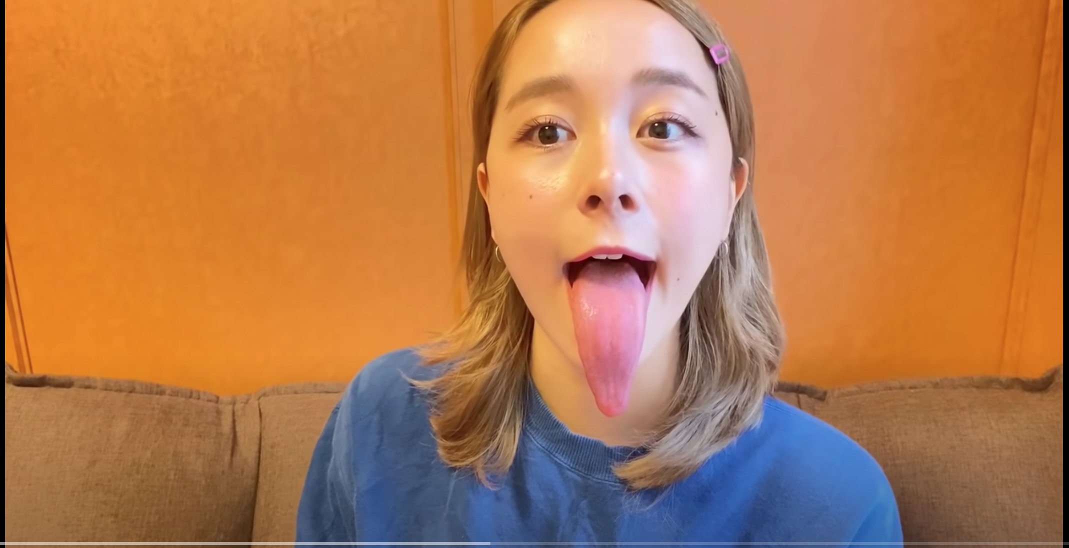 cody chow recommends Chick With Long Tongue