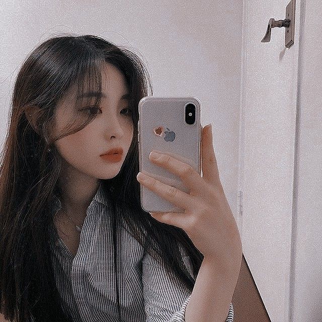 carol leininger recommends cute korean girl selfie pic