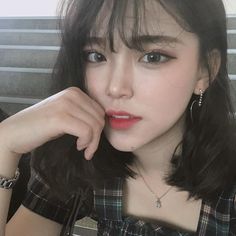 catherine ann collins recommends Cute Korean Girl Selfie