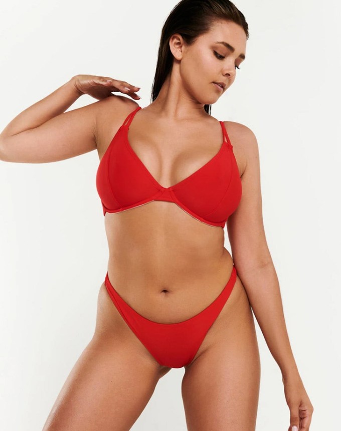 amy tafoya recommends Huge Tits Small Bikini