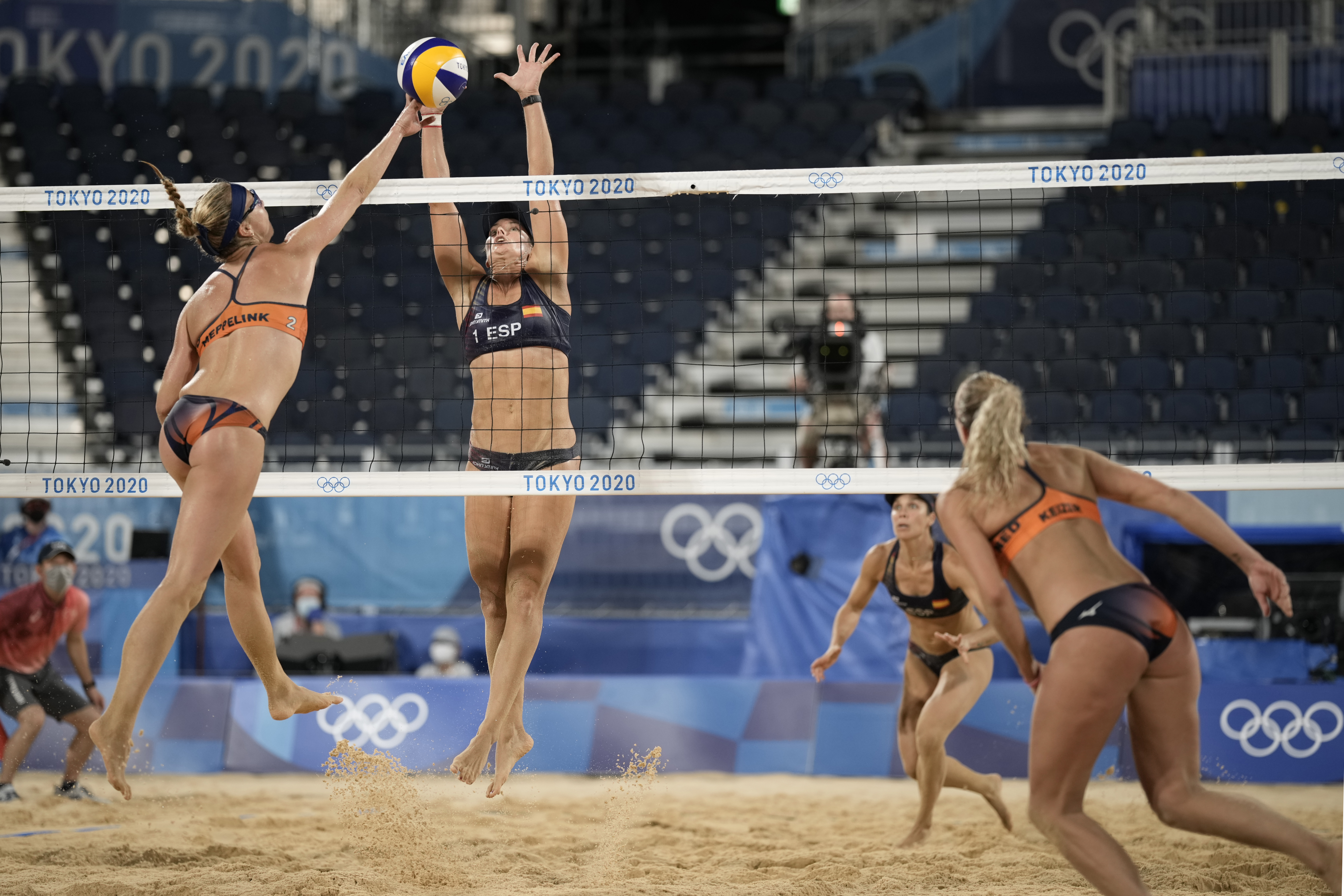 daniel stromgren add beach volleyball malfunction photos photo
