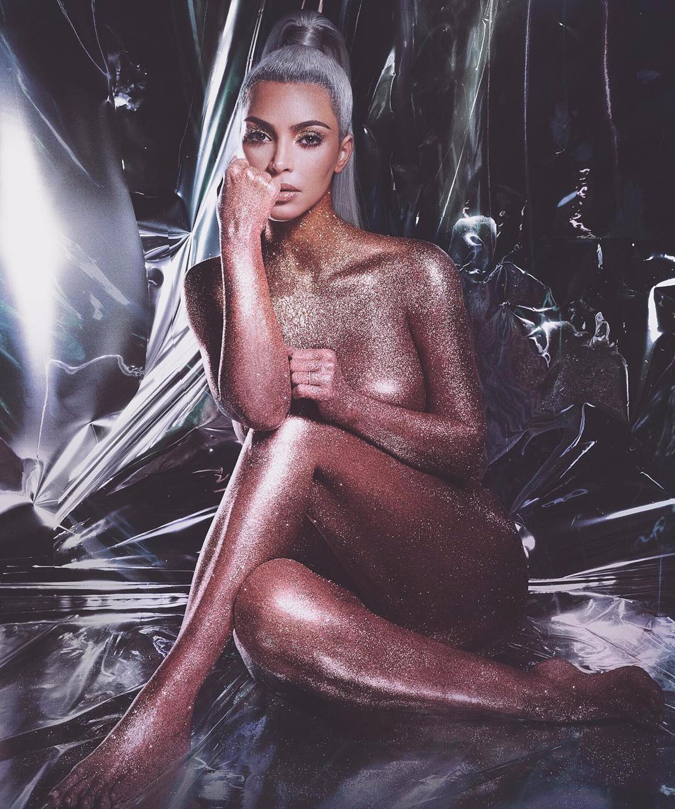 kim kardashian silver nude