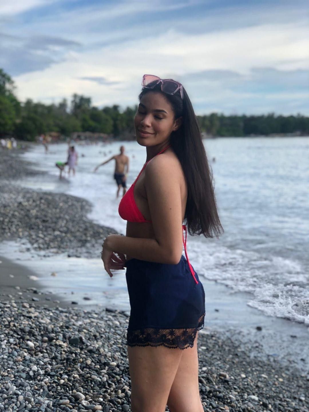 arenla jamir recommends dominican girls in bikinis pic