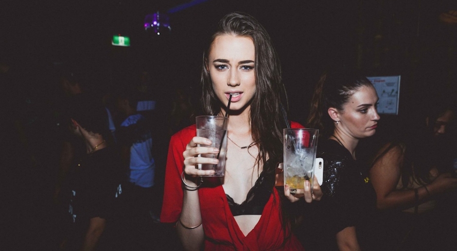 Best of Drunk girls at club