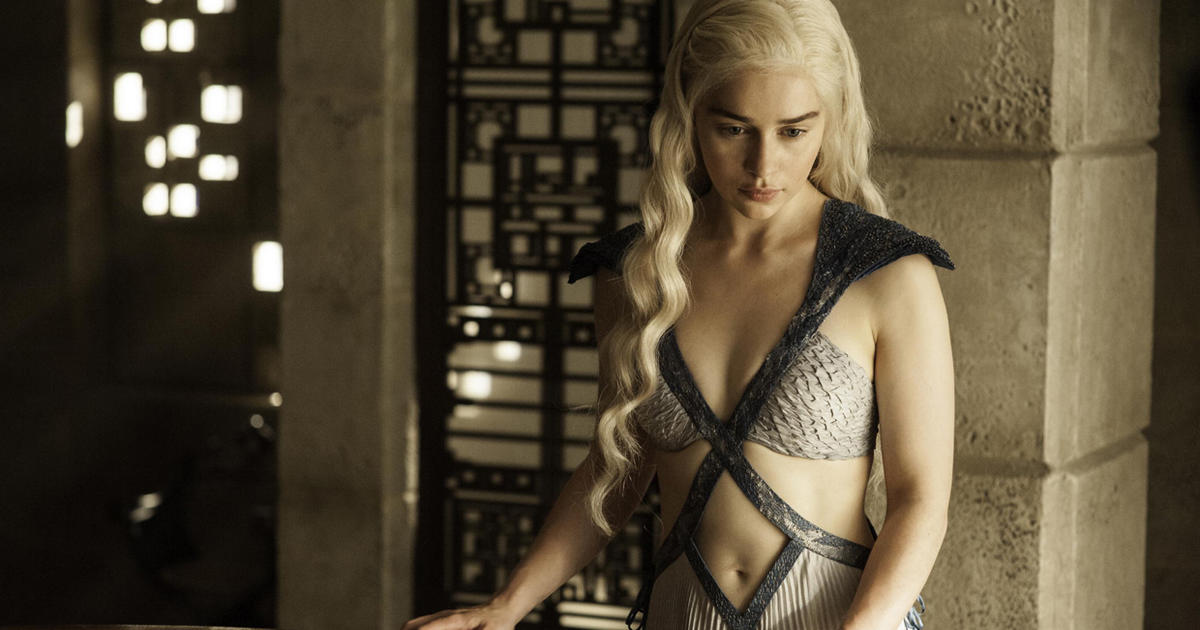 carolyn bosco share emilia clarke sexy pictures photos