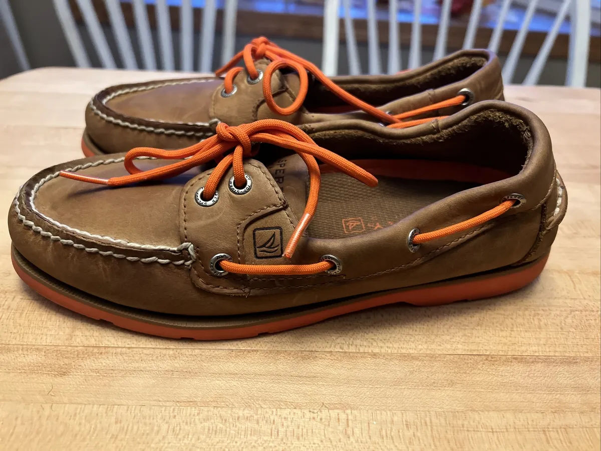 devon jay recommends Sperry Insole Coming Out