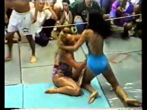 alan l johnson recommends Sexy Mixed Oil Wrestling