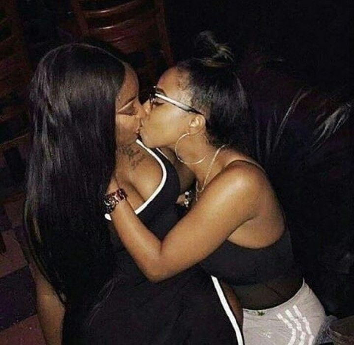 Best of Hot black girl kissing