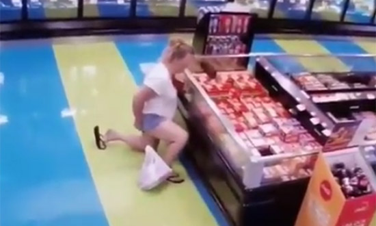 girl poops in grocery store aisle