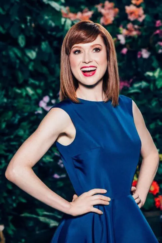 arty delgadillo recommends Ellie Kemper Bathing Suit