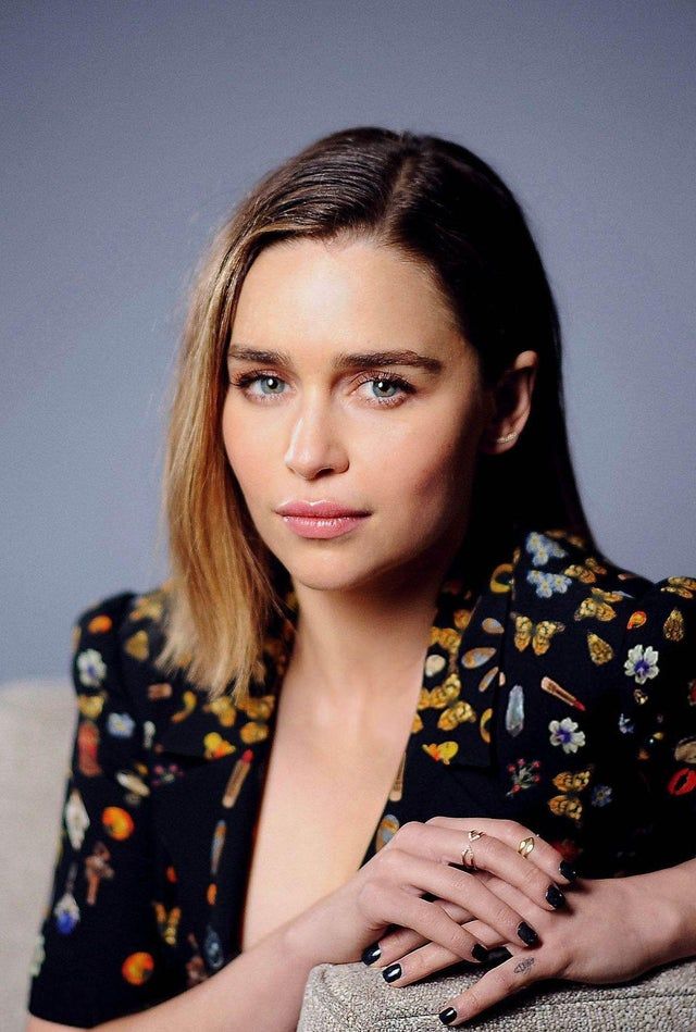 atik hussain add emilia clarke nude reddit photo