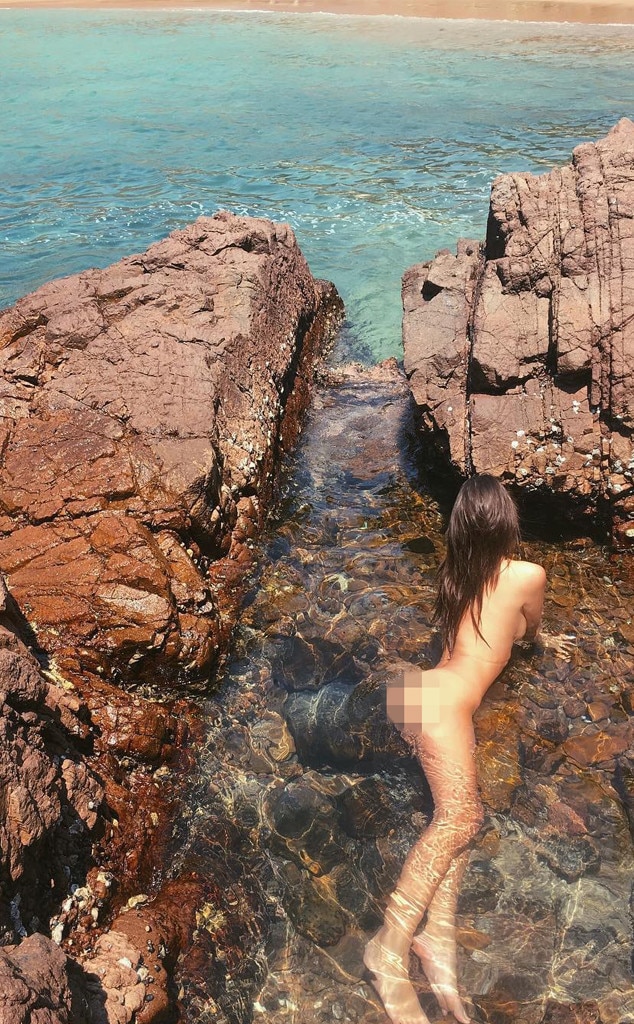 chris hembree recommends emily ratajkowski mexico beach naked pic