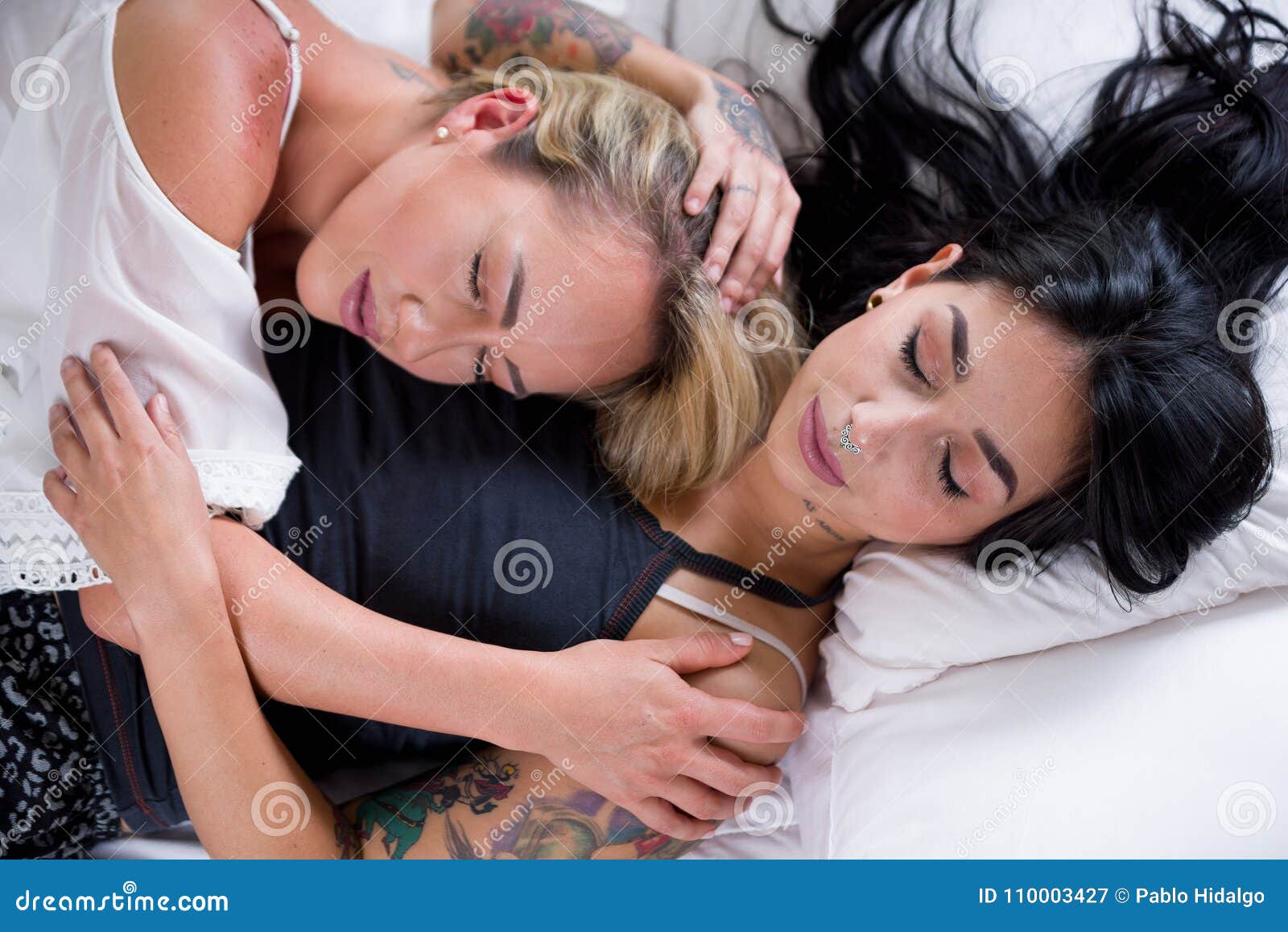 aaron reuther recommends black lesbians on bed pic