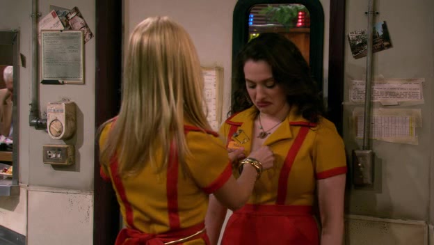 axel godoy recommends 2 broke girls hot pics pic