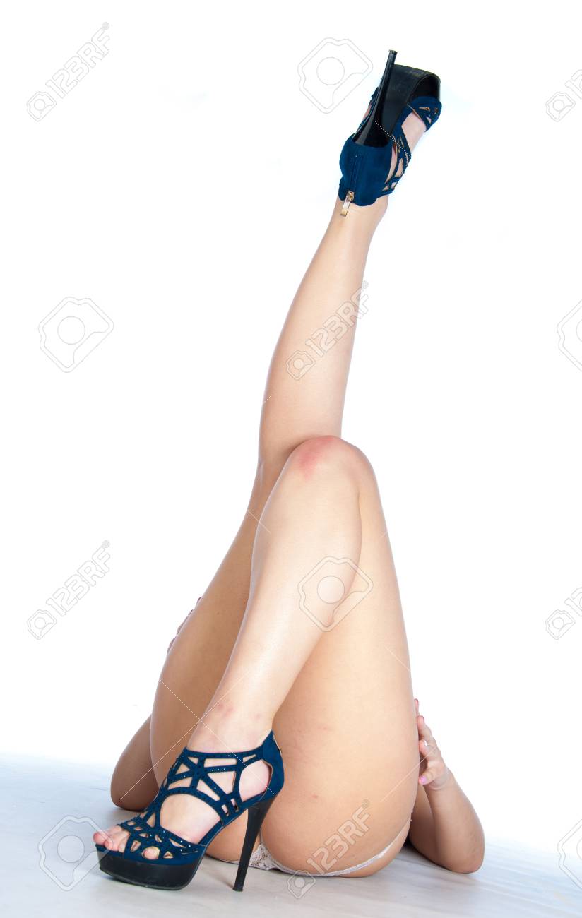 girl legs pictures