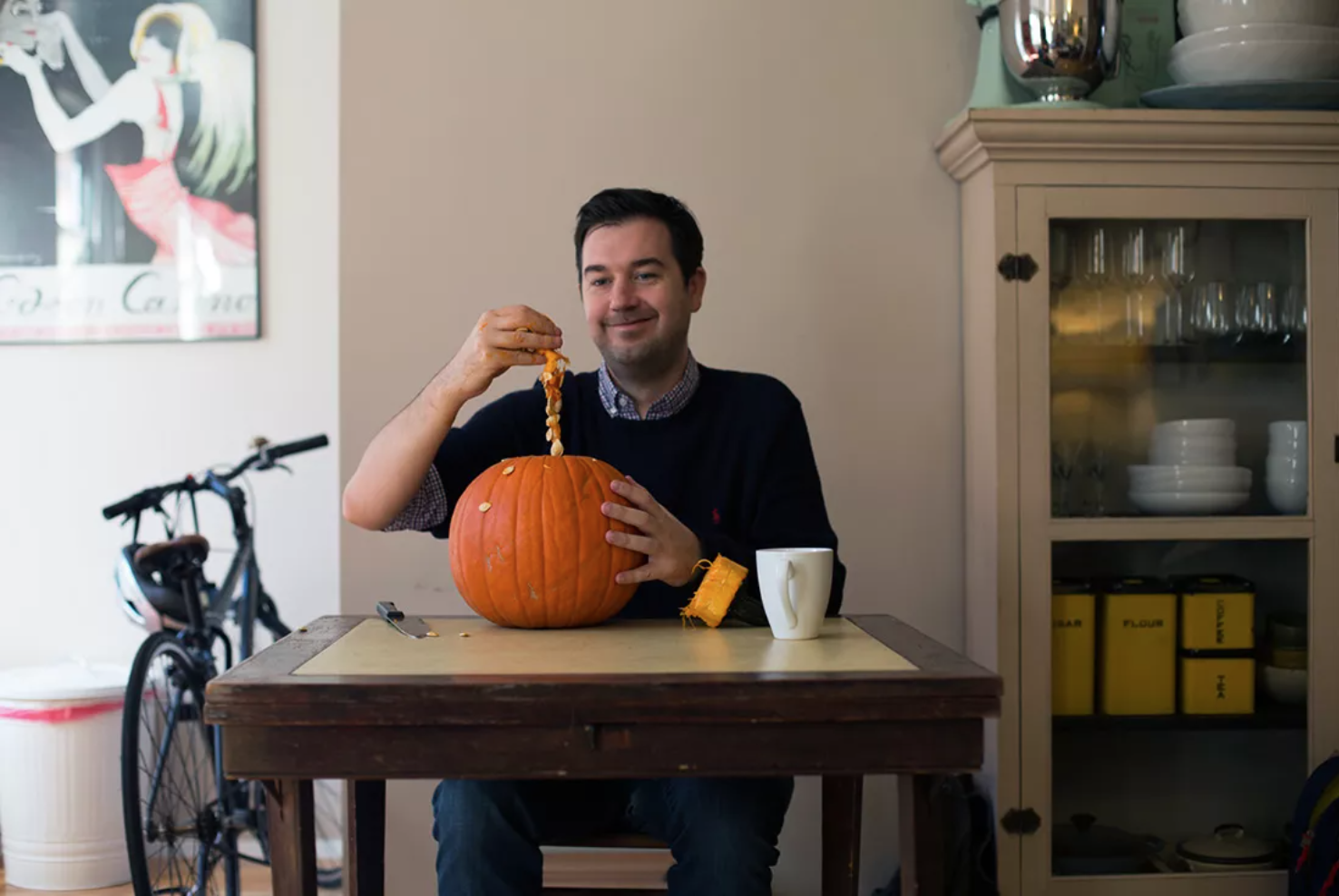 da vin recommends Guy Fucking A Pumpkin