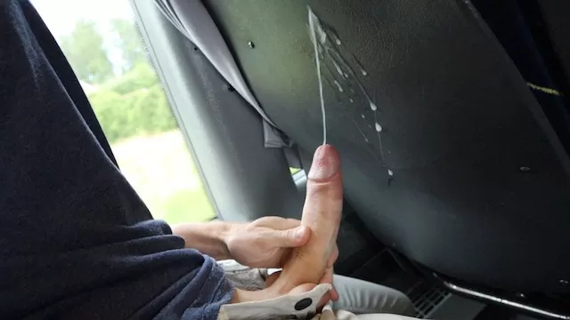 dexin shi add guy jacking off on bus photo
