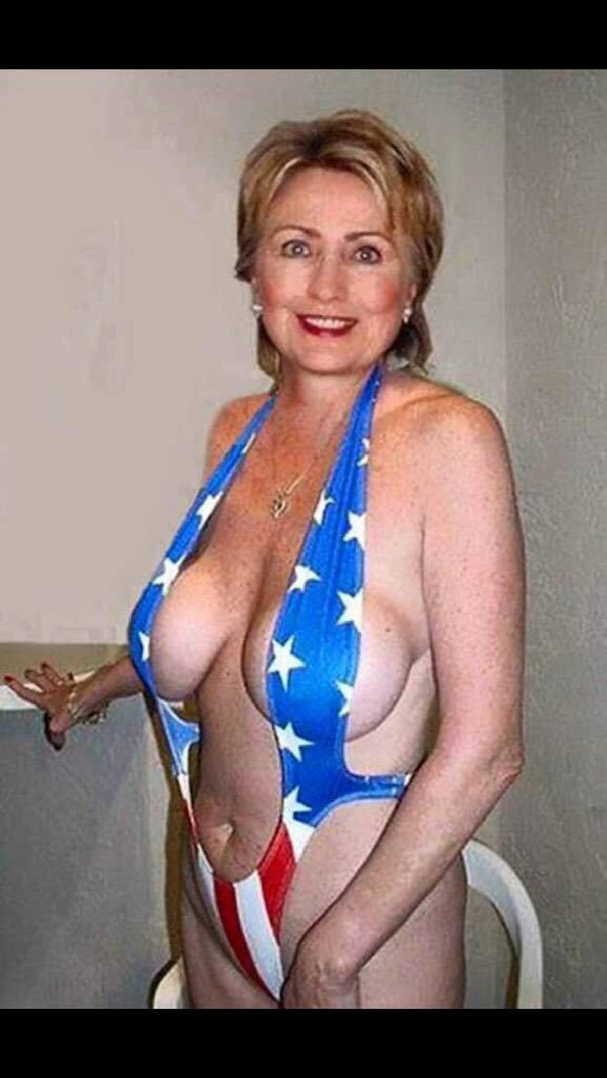 Hillary Clinton Big Boobs uomo parma