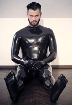 dorothy mcqueen recommends Hot Guys In Latex