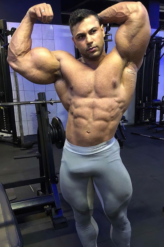 aaron dobbie recommends Hot Hung Muscle Men