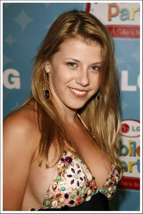 Jodie Sweetin Maxim Shoot 18 videos