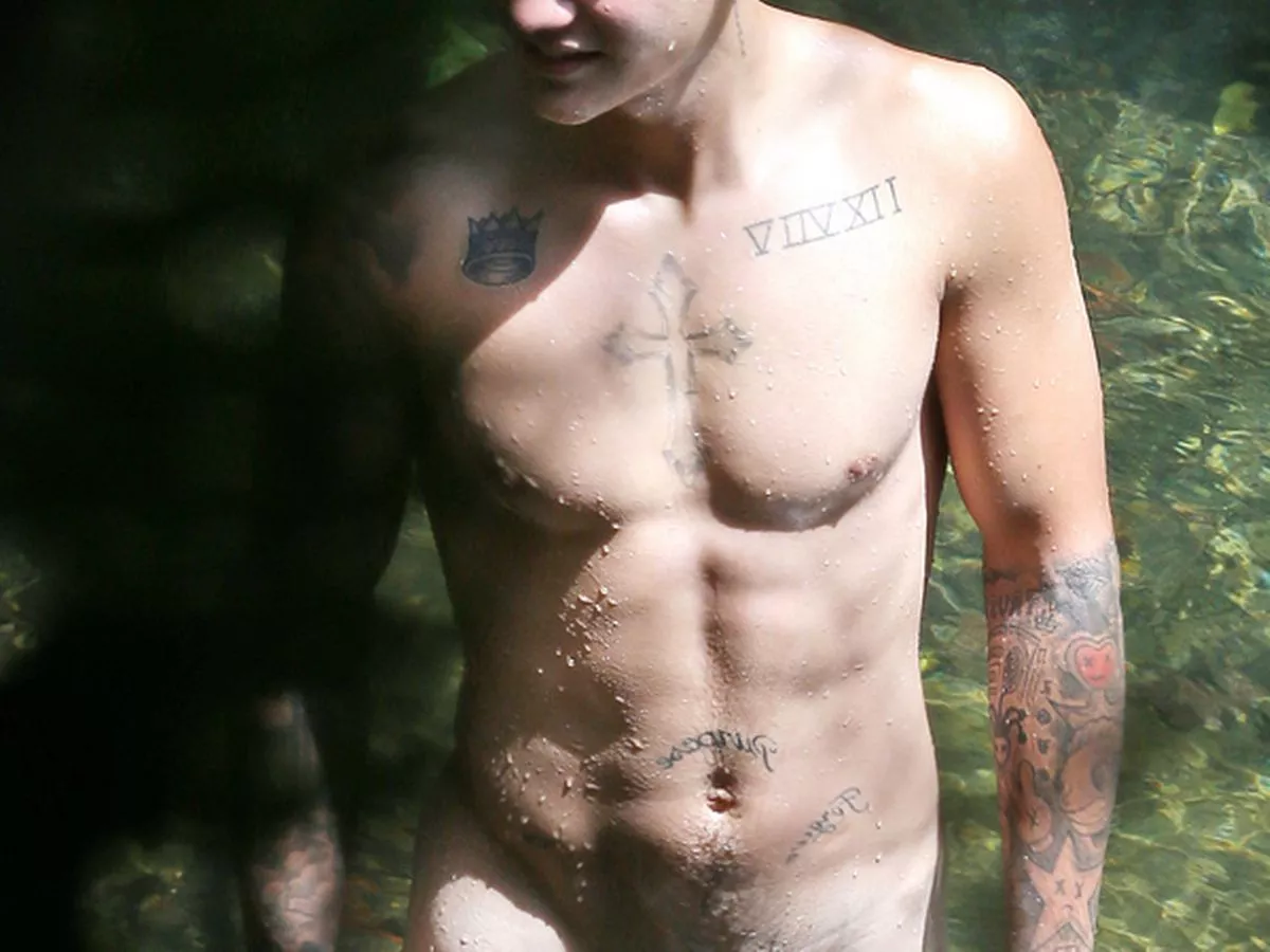 biran gaye share justin biebers penis uncensored photos