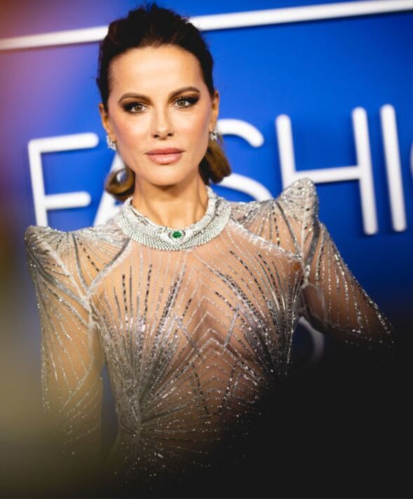 anna sandy recommends kate beckinsale see through pic