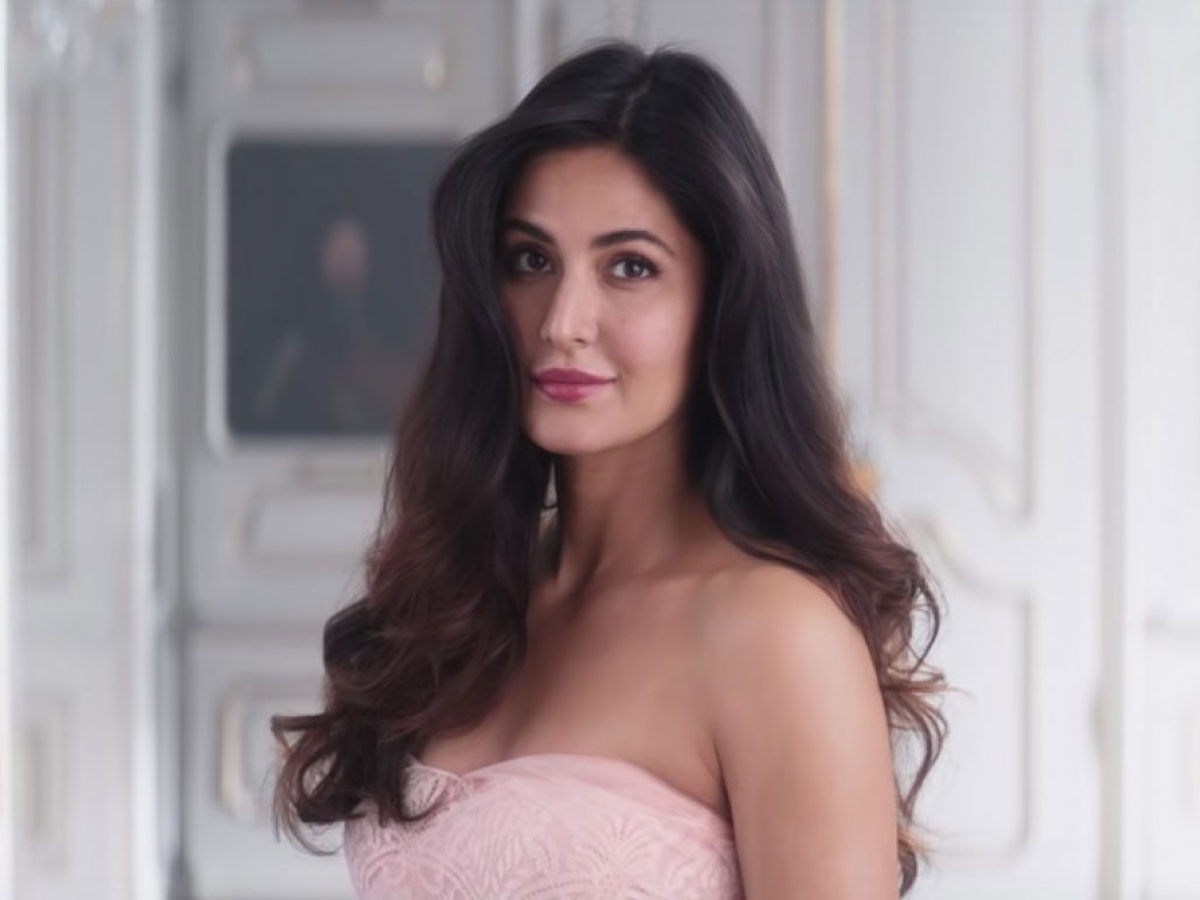 anna van hollen add katrina kaif full movie photo