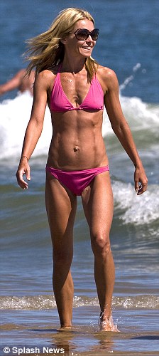 Best of Kelly ripa bikini butt