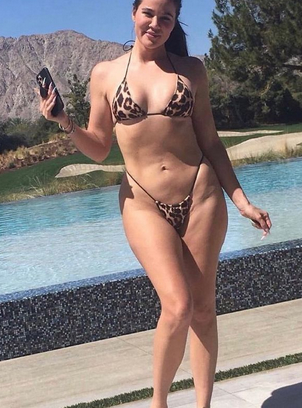 aries esmeralda recommends Kloe Kardashian Nude Pics