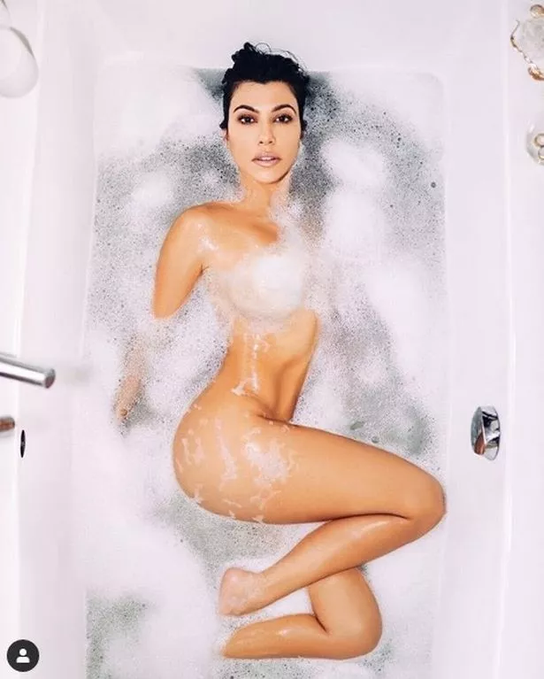 amber nicklas recommends Kourtney Kardashian Naked Fakes