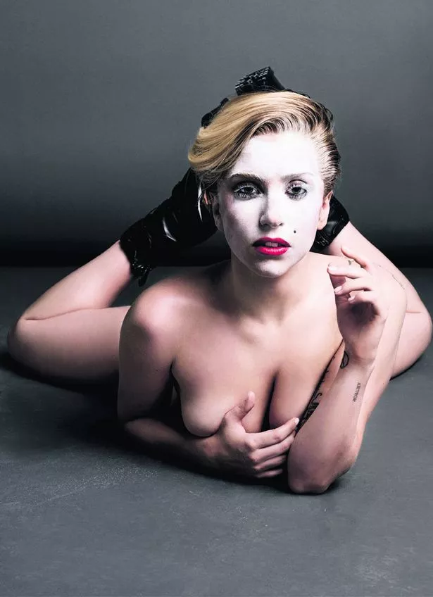 dee hawkes recommends lady gaga nude images pic