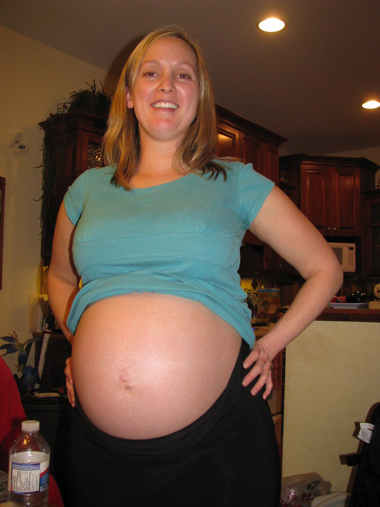 aubrey barnwell recommends largest pregnant belly pictures pic