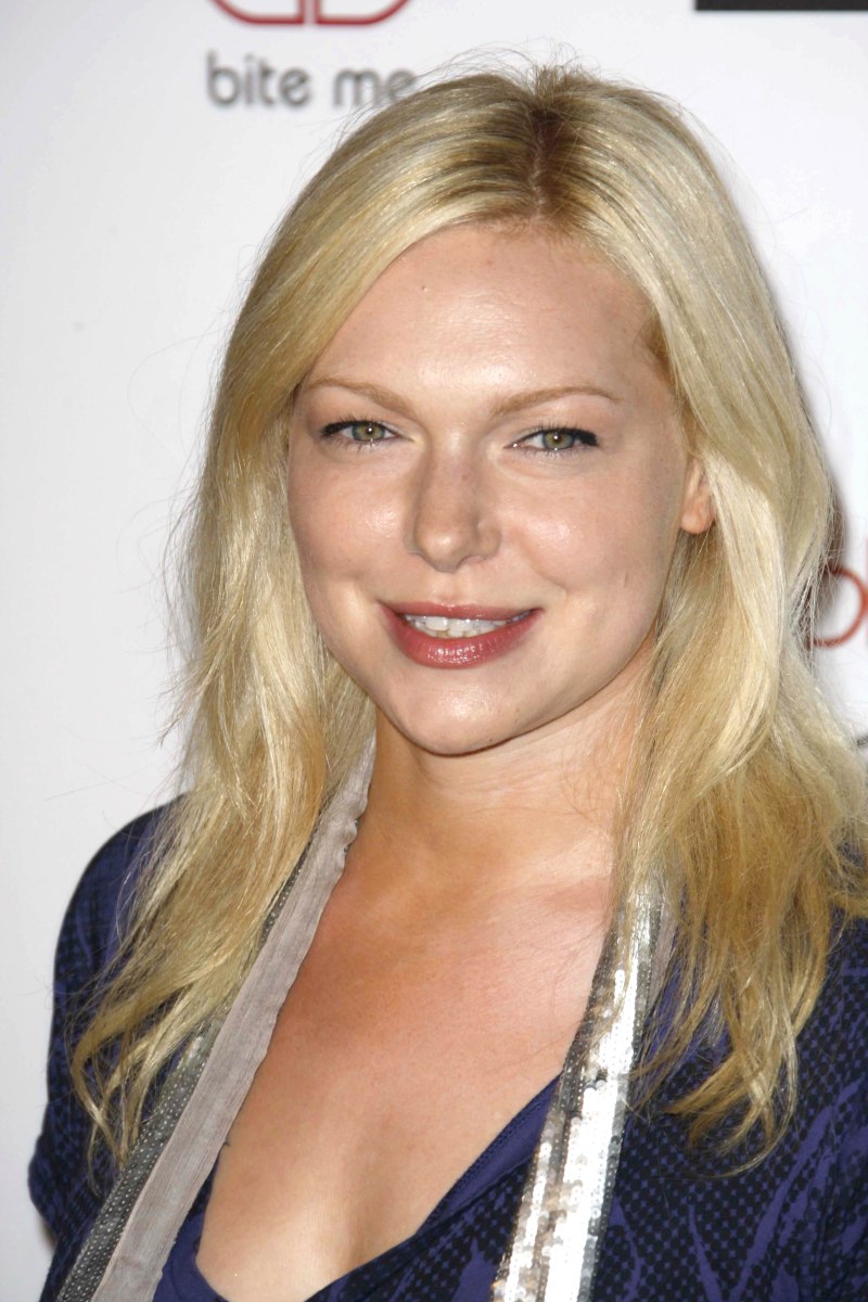 brian cebulski recommends Laura Prepon Ever Been Nude