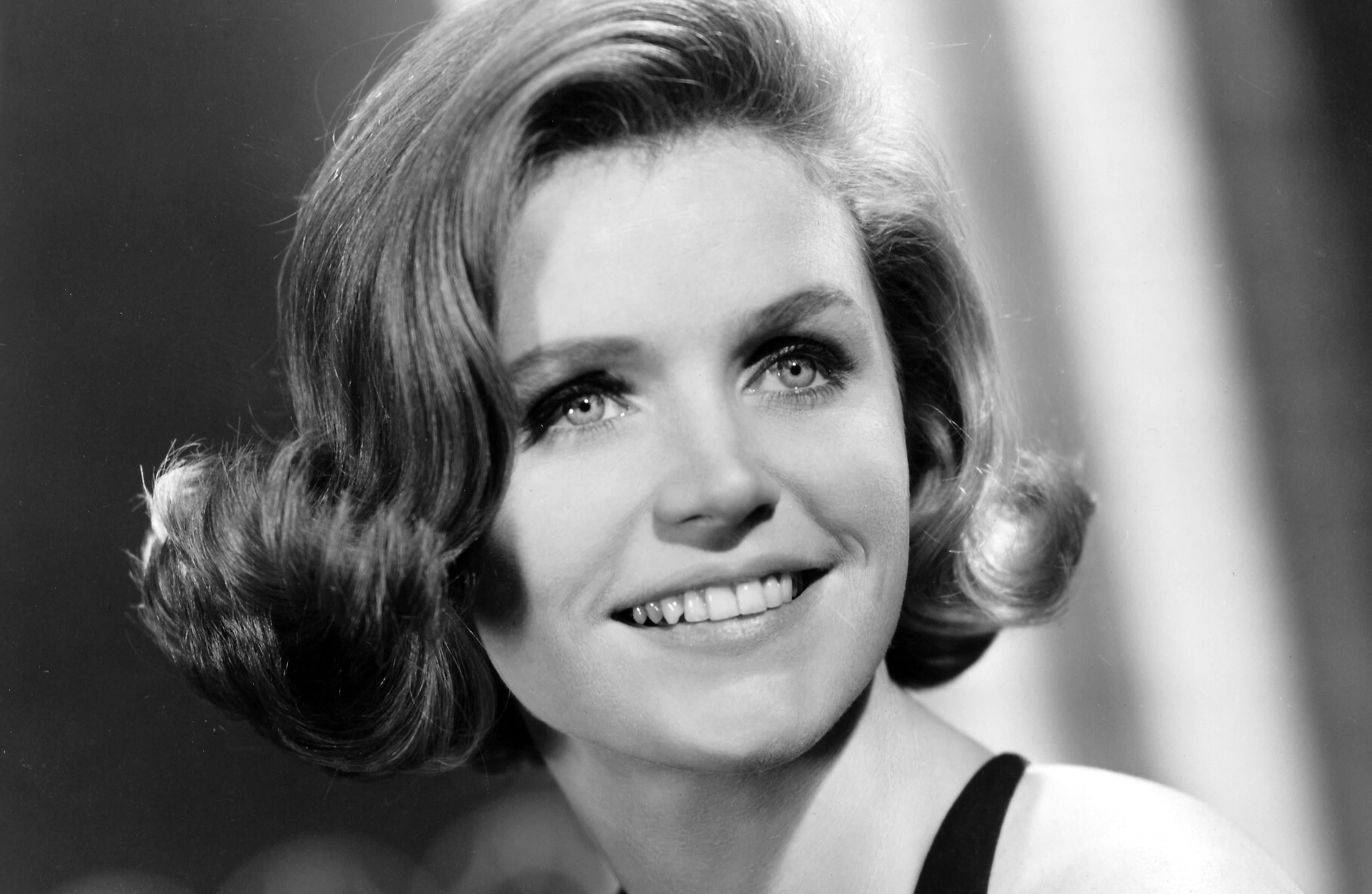 debra baldwin recommends lee remick nude pic