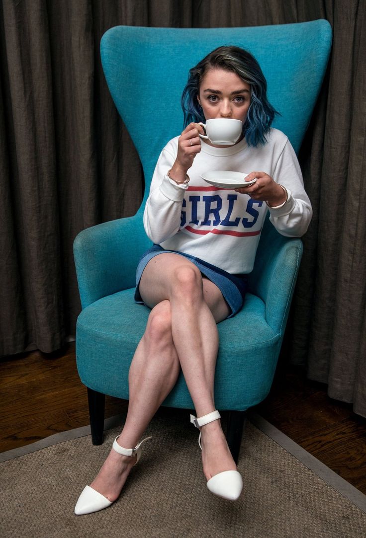 Maisie Williams Hacked Photos dolls cover
