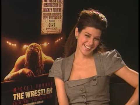 daya chaudhary add photo marisa tomei wrestler gif