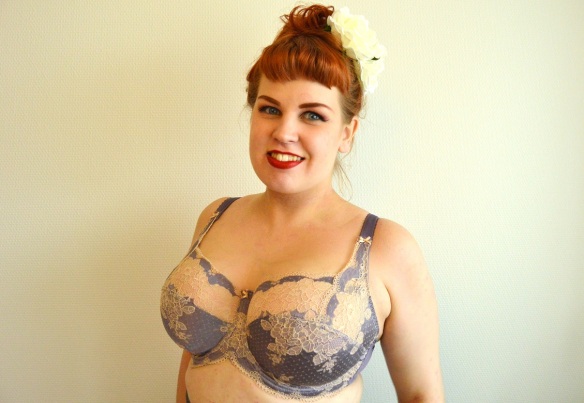 aleia scott recommends mature big tits lingerie pic