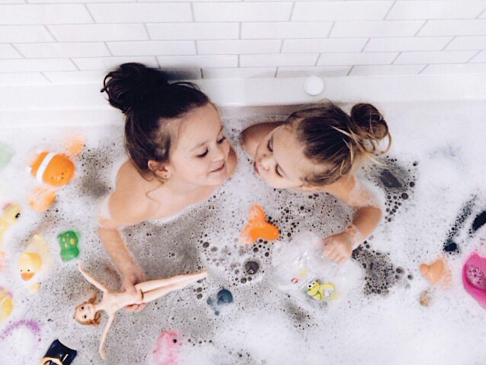 mom stuck in bathtub