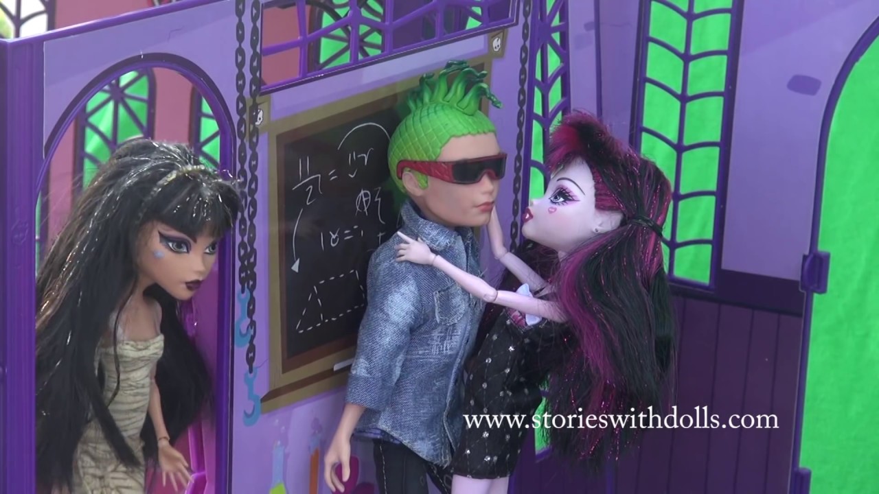 monster high videos with dolls