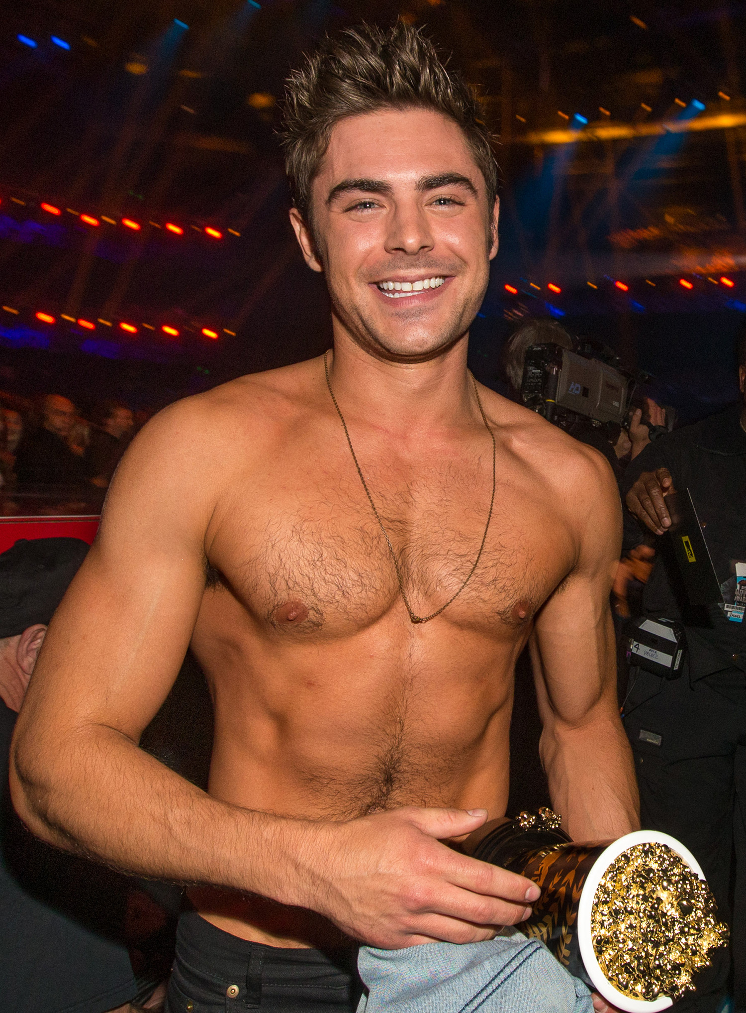crissy sheen add naked pictures of zac efron photo