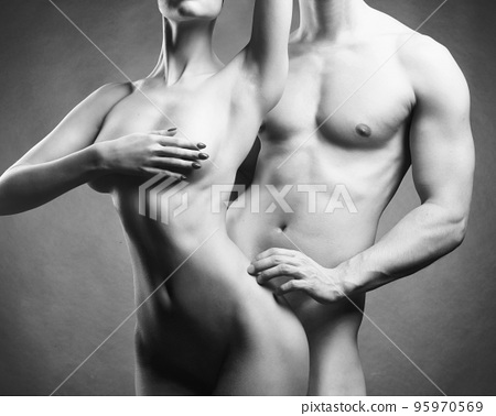 brian alleman recommends Nude Couple Pose