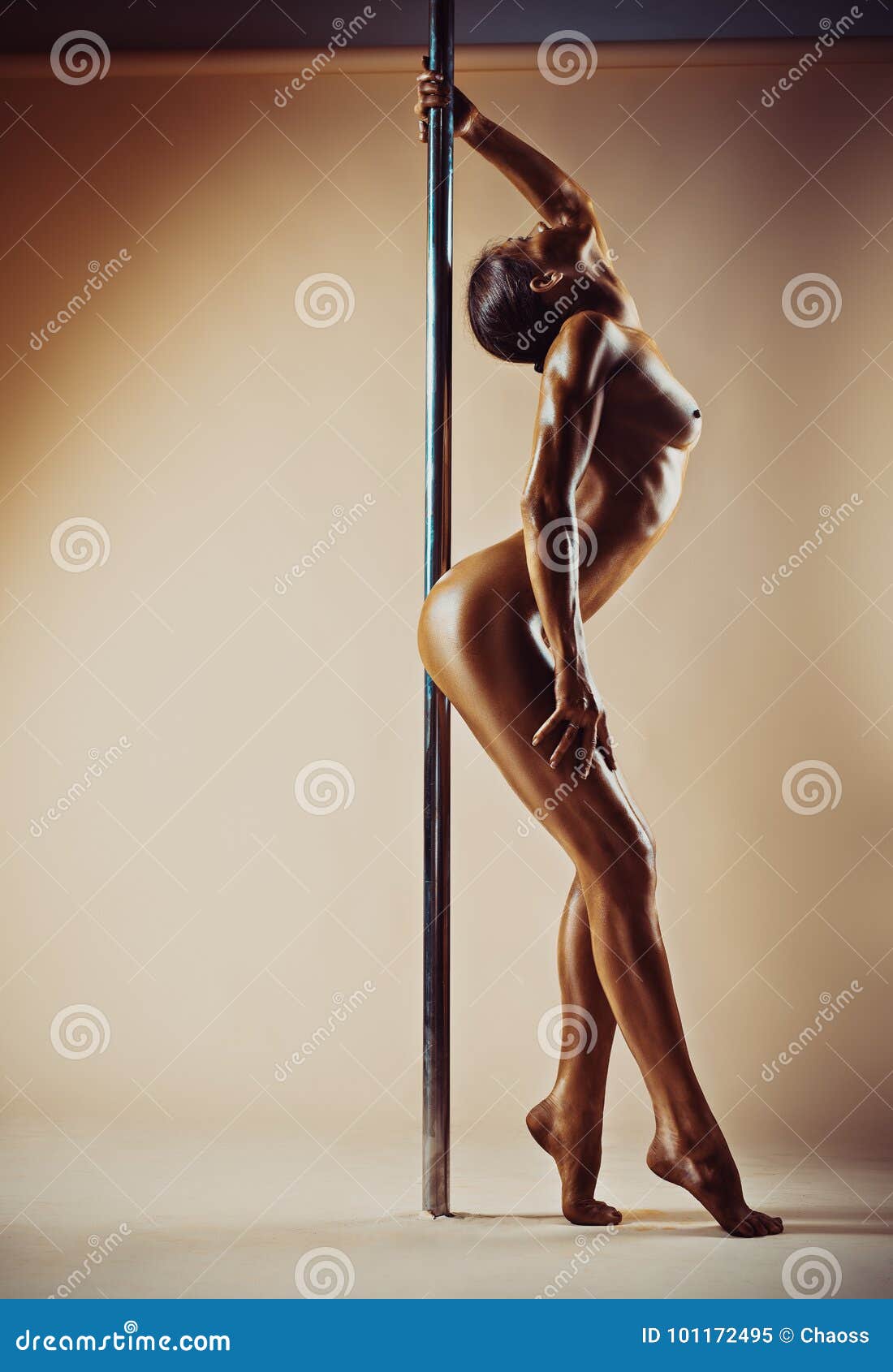 bobby tabor recommends nude women pole dancing pic
