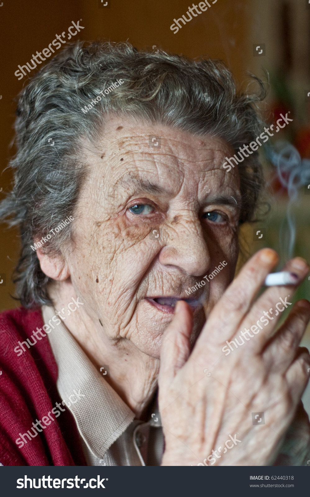 donna j walton share old lady smoking cigar photos